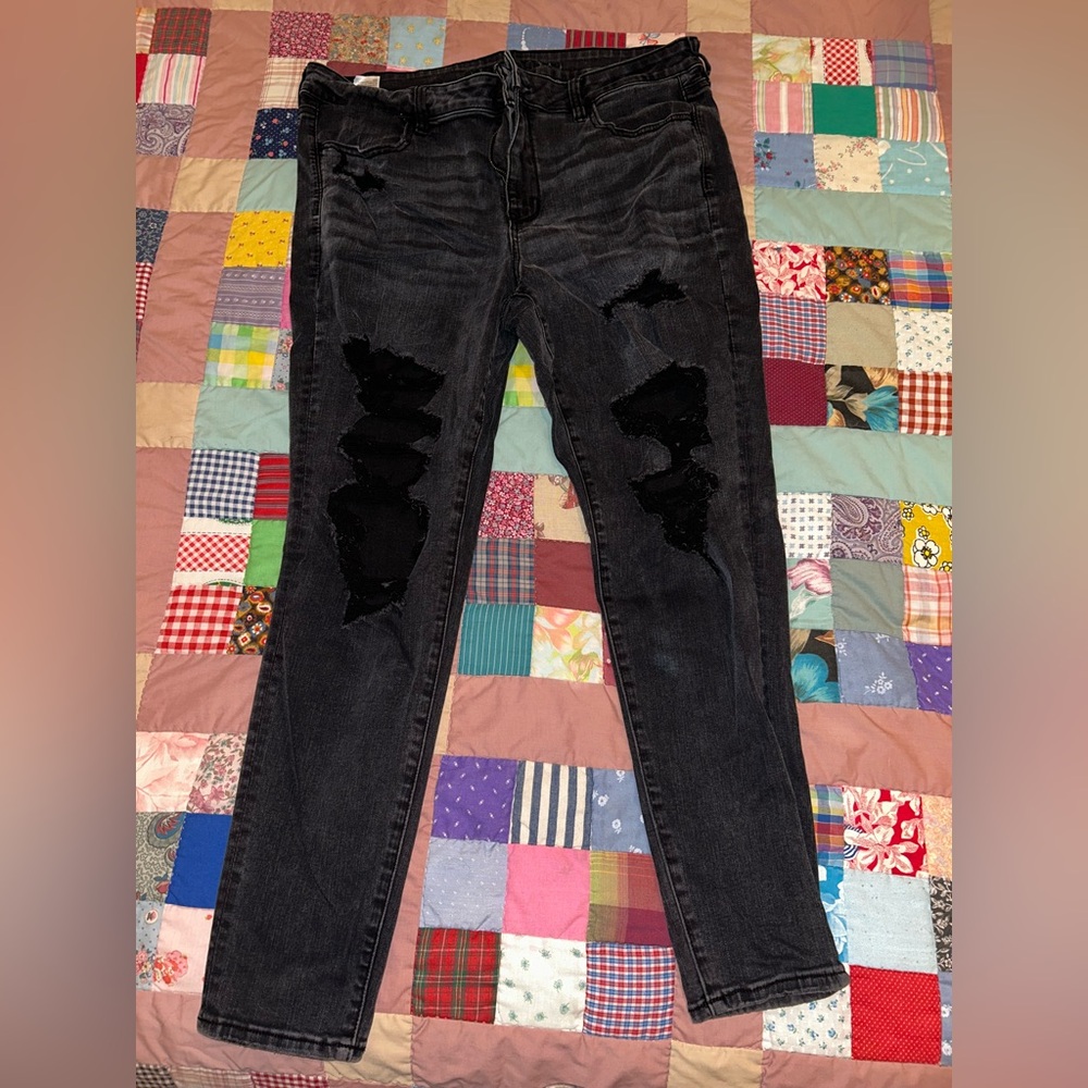 American Eagle Outfitters Black Distressed Skinny Jeans
